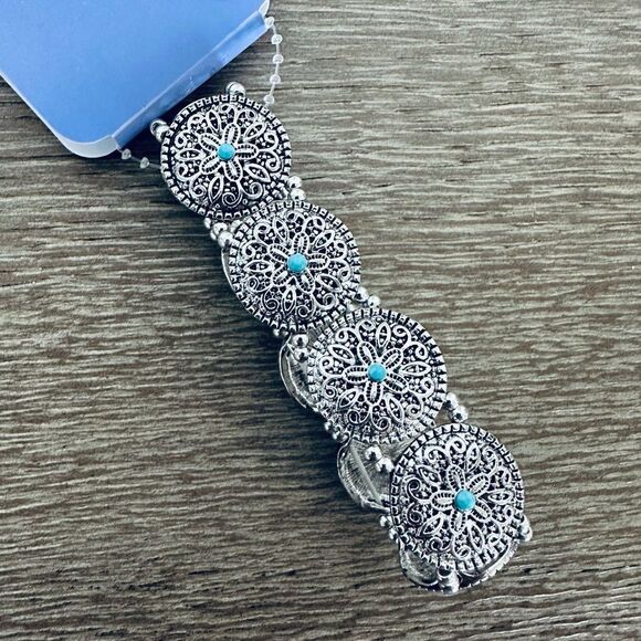 Silver Turquoise Medallion Stretch Bracelet - Picture 3 of 3